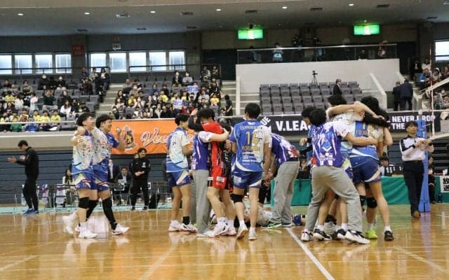 初代Vリーグ王者フラーゴラッド鹿児島　小川貴史監督らメンバーが受け継ぐ三好院長の遺志