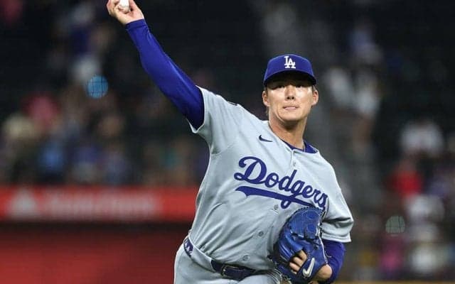山本由伸の“1球”を米称賛「サイ・ヤング確定」　146キロの高速変化で圧倒「手玉に取ってる」