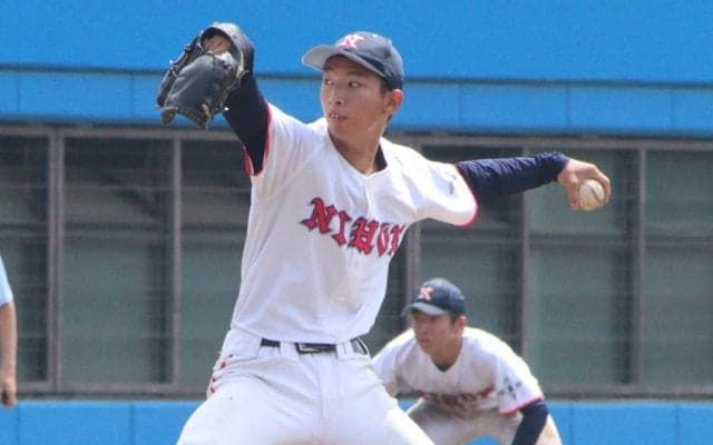 日大高の二刀流左腕が4打数4安打の大当たり！投げても3失点完投勝利でベスト8【神奈川】
