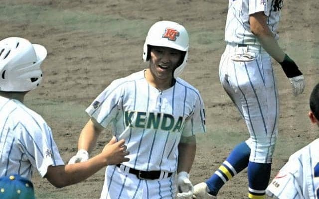 健大高崎が求める「3年生の意地」 エース石垣らはベンチに入らず