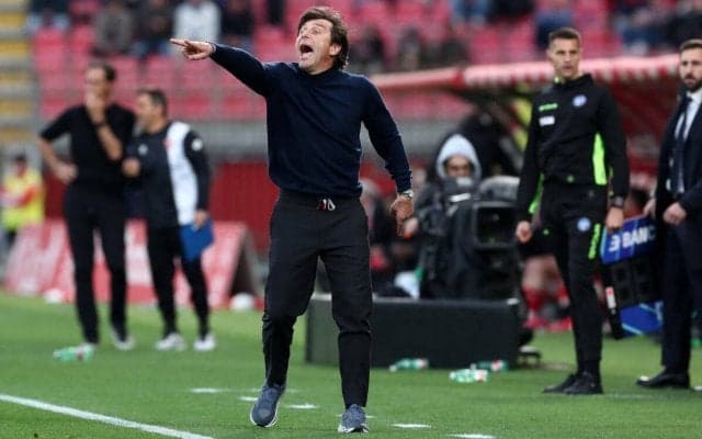 首位インテルと熾烈なスクデット争いを展開するナポリ、コンテ監督はここまでの健闘を強調も｢戦うには適切な武器が必要｣と来季に向けては補強を要求