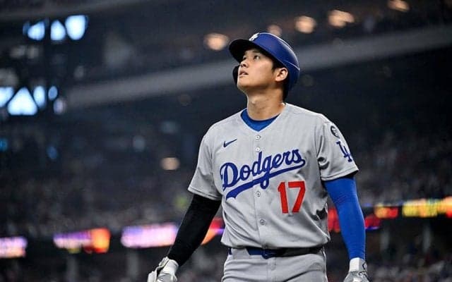 パパ・大谷翔平、8回四球で勝利貢献　復帰戦無安打も決勝点演出…グラスノー降板も連敗阻止