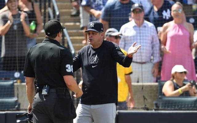 ジャッジ“疑惑の判定”に指揮官激怒「厚かましい判定」　通算40度目の退場もファン擁護