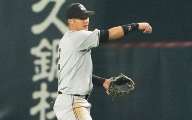 巨人名手の“異次元美技”にX衝撃「ヤバすぎ」　安打をもぎ取る守備に「今年もGG当確」