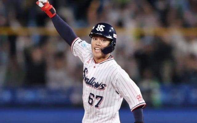 燕新星、22歳内野手は「希望の光」　敵将、阿部監督を苦笑させた「ビッグプレー」に最後はサヨナラ…異色の経歴も話題に