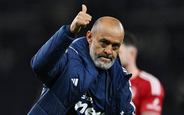 「誰も予想していなかった」CL出場権争いで3位につけるフォレスト、ヌーノ監督は選手とファンを称える「強い思いと献身は計り知れない」