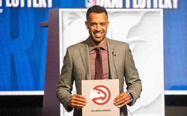 POを逃したホークスが早くもテコ入れ…在籍5年目のランドリー・フィールズGMを解雇