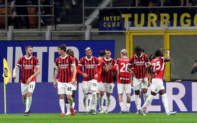 ヨビッチがドッピエッタ、ミランがインテルの3冠の夢を断つ決勝進出【コッパ・イタリア】