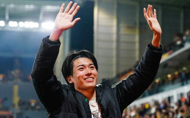 日本代表MF中村敬斗が初のフォトブックを発売！ 素顔に迫るプライベートフォトなど「222点」が収録「もっと知ってもらえたら嬉しい」