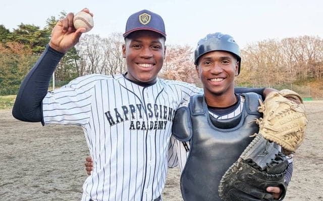 【高校野球】幸福の科学学園にプロ注目のドミニカ人バッテリー 投手エミール・プレンサの父は中日在籍時に10勝を挙げたあの投手