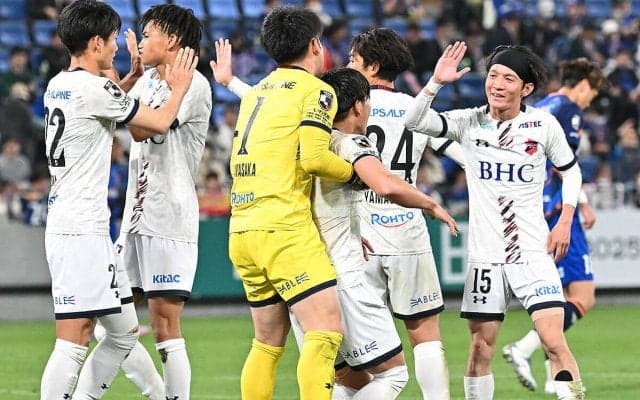 【明治安田J2第11節まとめ】ド派手打ち合い制したいわきが連勝で最下位脱出！　首位・千葉は4連勝、今治は10戦無敗で3位浮上