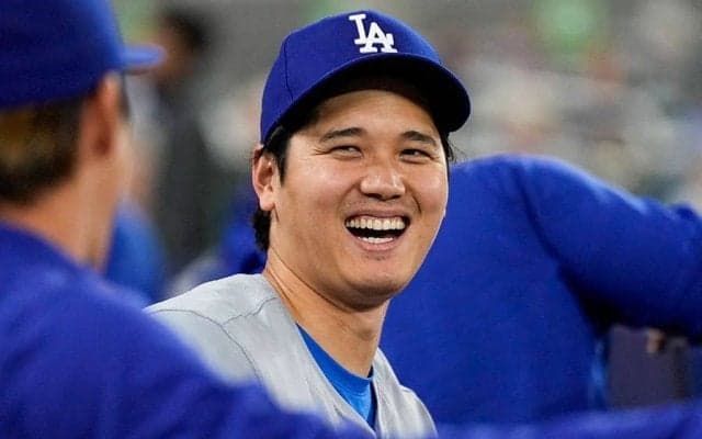 大谷翔平がニッコリ笑顔に　懐かしき人物は「やっぱり特別だよね」、ファンも興奮した再会