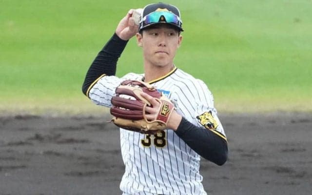 巨人戦で飛び出した「世紀に残るファインプレー」　阪神24歳に大興奮「忍者が甲子園に」