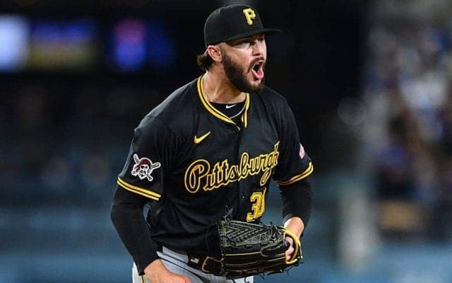 大谷翔平を三振→“キャアアア”　怪物右腕の美人彼女が大興奮、アップした“最高の瞬間”