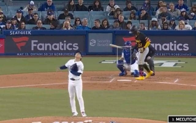 「どこ見てんだよ！」山本由伸が“イライラ” 球審が微妙判定を連発→珍しく感情あらわに… ファン騒然「メチャクチャだな」