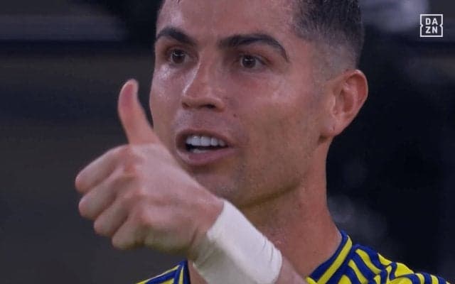 「反応速いわ…」C・ロナウド、横浜F・マリノス戦でキャリア通算934ゴール目！「本当に40歳か」「ACLにロナウドとか笑える」ファン驚愕の瞬間