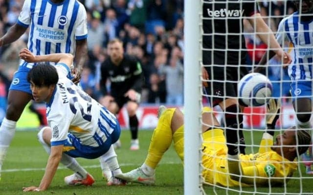 「邪魔するものはない」プレミア2桁得点に迫る三笘薫にサウジ強豪が“再接近”！　ブライトンも今夏退団は「既定路線」と判断か