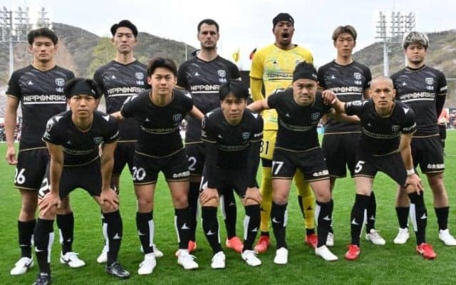ぜひ一度、ご覧あれ--J3で“絶好調”のアタッキングフットボール　栃木シティが提供する「娯楽性」