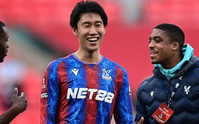 「最高のパフォーマンス」「創造性豊かなプレー」FAカップ決勝進出に貢献の鎌田大地、先発起用に驚きも軒並み高評価「自信に満ちていた」