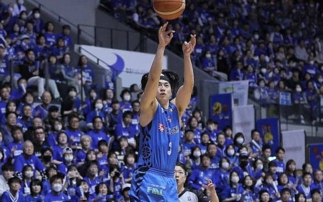 安藤誓哉が26得点を挙げて島根が琉球にリベンジ果たす…西地区上位対決は痛み分けに