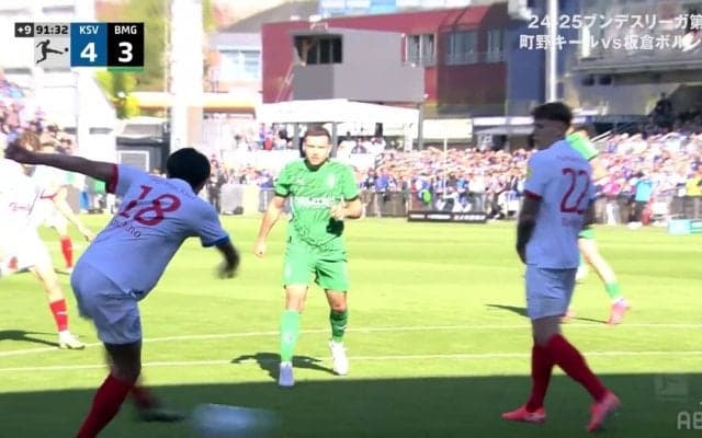 記録を塗り替えた！25歳日本代表FWに海外ファン沸騰「ビッグクラブでプレーできる」「救世主だ」忍者・町野修斗の先制＆劇的決勝点に絶賛の嵐