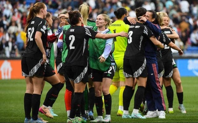 男女揃っての奇跡も!? アーセナル女子が18年ぶりに女子CL決勝進出でバルセロナと対戦…男子も19年ぶりに同一カードになる可能性