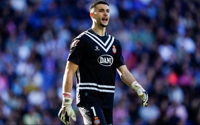 バルセロナがライバルからGKを補強か? 契約解除金48.8億円、引く手数多の23歳