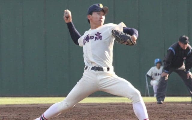 埼玉を代表する進学校・県浦和に期待の好投手が登場！雨で苦しむも浦和学院相手に力投！【埼玉】