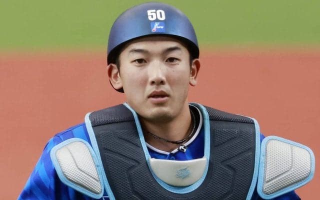 ベイスターズ山本祐大が語る巨人・甲斐拓也へのライバル心 「負けたくないというより盗みたい」