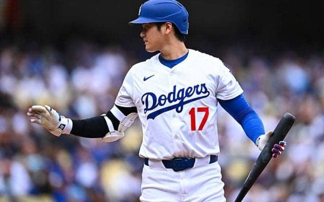 大谷翔平の第1打席で“特別演出”　突然の日本語紹介「セバンゴウジュウナナ！」