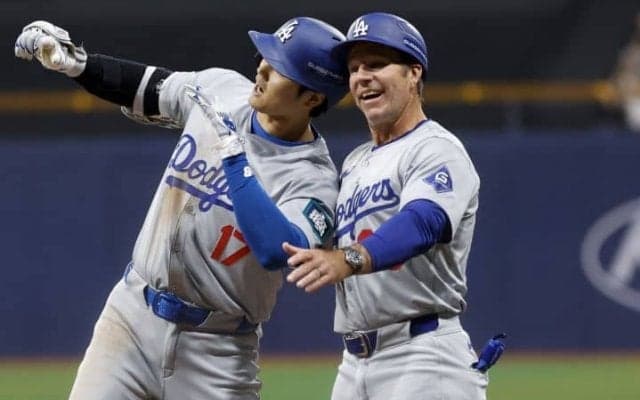 大谷翔平　インスタグラム更新　元コーチに示した＂親愛の証＂が話題「チームは違えど、同じ野球人の絆ですね！」