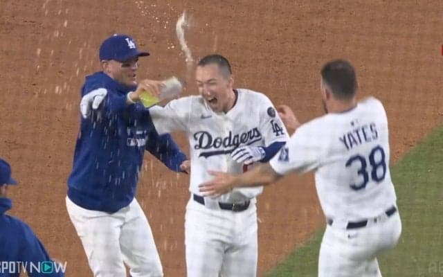 「大谷の前でサヨナラ」ドジャース“伏兵”劇的逆転サヨナラ打で大はしゃぎ…解説の元メジャーリーガー“予言的中”も話題に