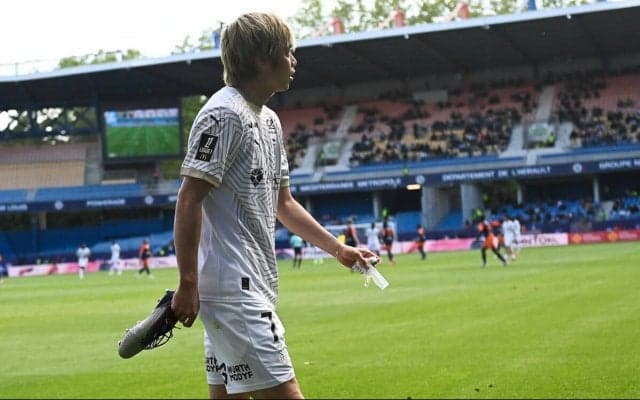 「強靭な靭帯らしいです」足首負傷で途中交代の伊東純也は大事に至らず…インスタで報告「すぐに復帰できるそうです」