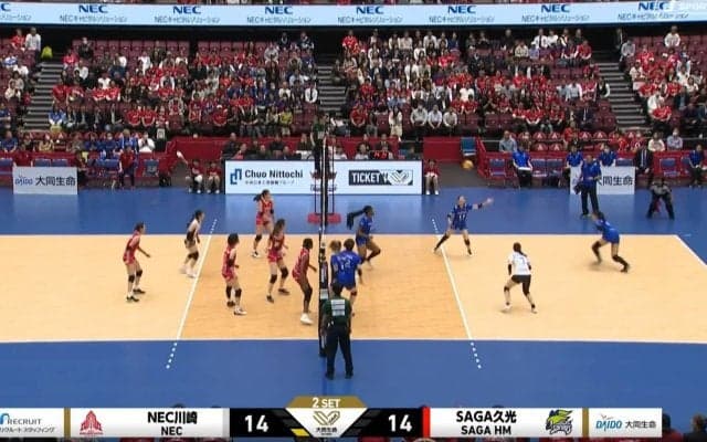 え、うそーん… 女子バレー、“幻”の回転レシーブ 壮絶ラリーでまさかの結末