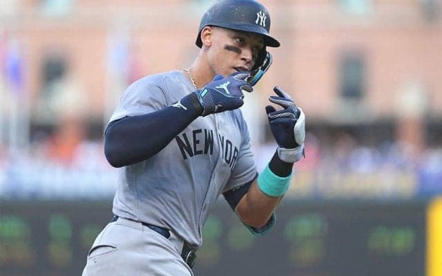 ヤ軍、初回先頭から3者連発！　シーズン2度目は史上初の快挙…ジャッジは2試合ぶり9号