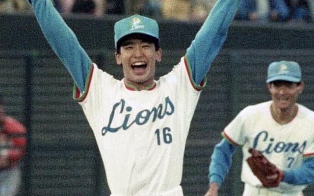 石毛宏典が振り返る潮崎哲也の8者連続奪三振「体は小さいのに、マウンドにいる姿は大きく見えた」