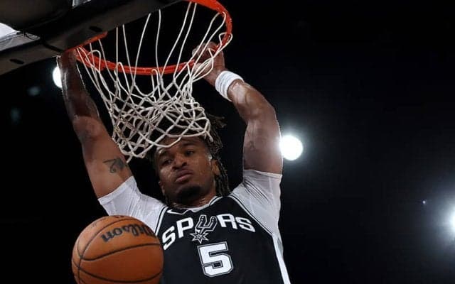 スパーズのステフォン・キャッスルが新人王受賞…「最高の自信をもってプレーしてきた」