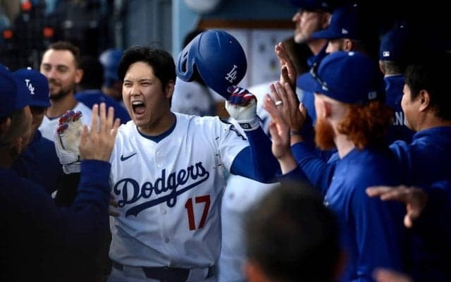 大谷翔平、“パパ初アーチ”は184キロ弾丸ソロ　2戦連続盗塁も決めドジャースが快勝で4連勝