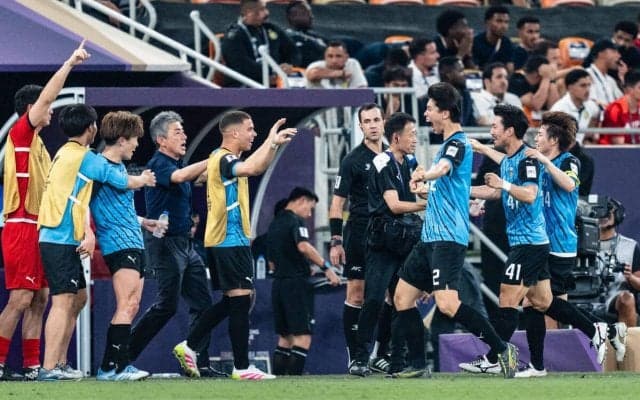 “アジア青覇”に王手の川崎F、長谷部茂利監督は若手とベテランの融合を勝因に