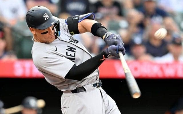 ジャッジ、メジャートップタイ特大10号　2戦連発で3冠王に浮上…敵地騒然の130m弾