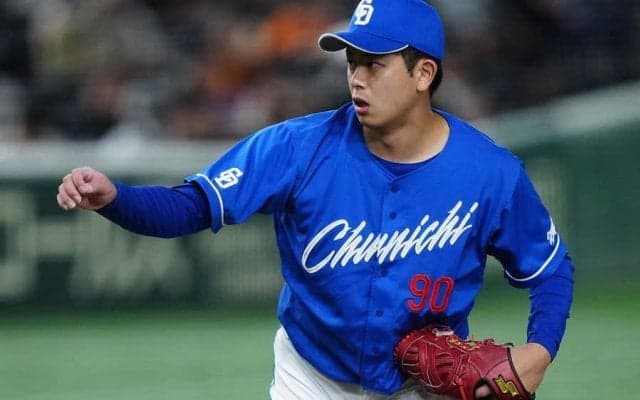 “バズーカ”のような155キロに「こんなん反則」　無双の新守護神は「マジのバケモン」