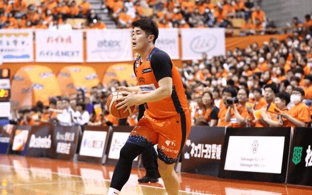 B2愛媛が特別指定の平凌輝と新契約締結…「クラブ初のプレーオフ進出を目指し精一杯頑張ります！！」