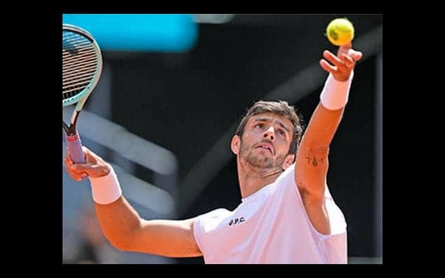  試合開始時にプロポーズ 