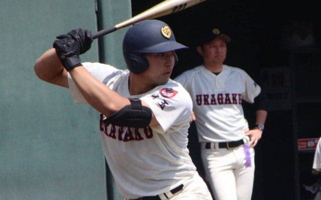 浦和学院の高校通算28本塁打のスラッガーは本塁打性の打球も向かい風で無念のレフトフライ！調子は上向き【埼玉】