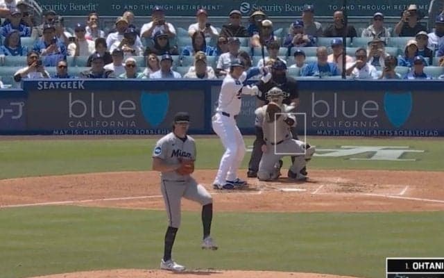 「ビビってる？」 大谷翔平には投げたくない…？ 相手投手が“不自然な動き”「そりゃそうなる」「怖すぎだろw」 解説者も思わず同情