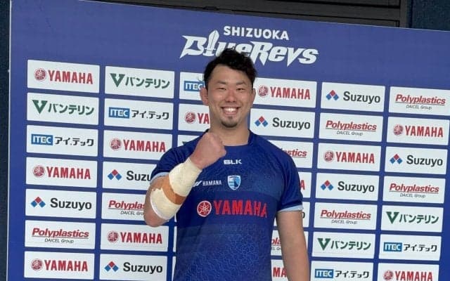 チームに強烈なエナジーを。モーターズからやってきた二人がレヴズをさらに熱くする