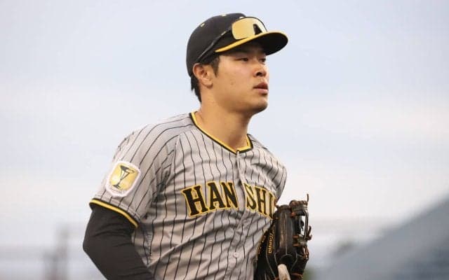 阪神・佐藤が両リーグ最速の10号到達！本塁打王と三振王の2冠で近鉄・ブライアントを彷彿させる異質な成績に