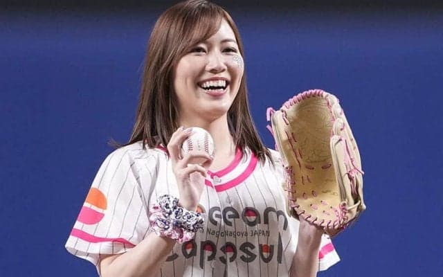 中日ファンが感謝する“勝利の女神”　照れ照れ豪快投球に悶絶「めっちゃ可愛い」