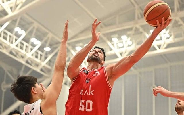 ゴメスHC不在の富山が静岡に18点差快勝…ワットが21得点17リバウンドと躍動／B2プレーオフ