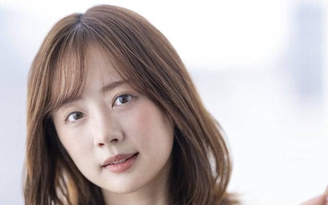 【競馬予想】天皇賞・春、当たり馬券を連続ゲット中の美人勝負師が本命に指名したのは？